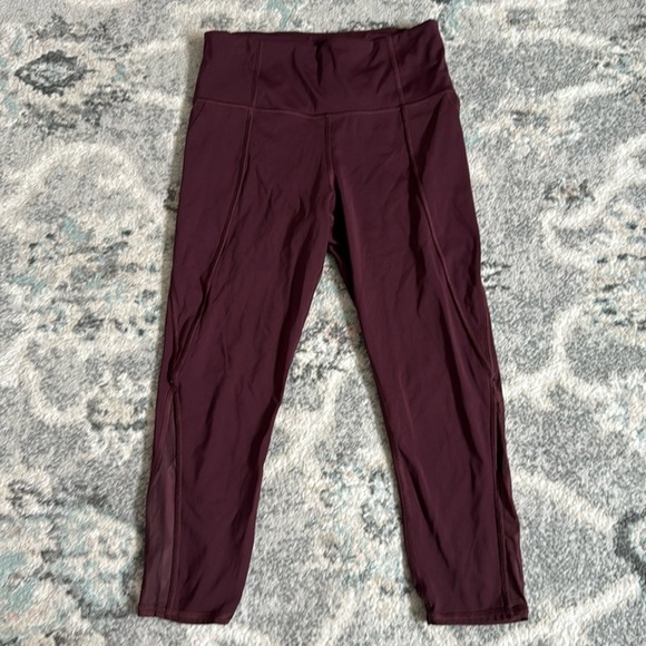 Athleta Pants - Athleta Lightening Cropped Leggings